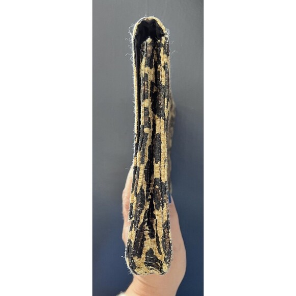 H&M Leopard Print Clutch Handbag Printed Jute Animal Date Night Purse Casual - Picture 3 of 8